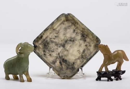 ASIAN HARDSTONE RAM, HORSE AND TRAY