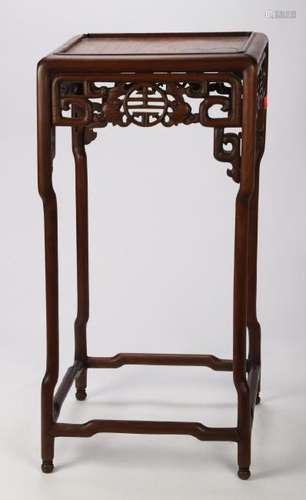 CHINESE CARVED & PIERCED SPIDERLEG STAND