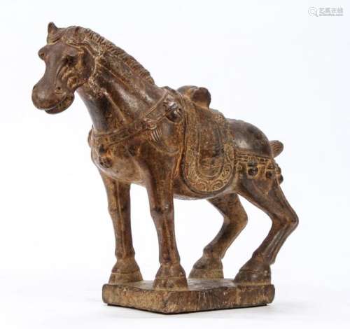 REPRODUCTION OF AN ARCHAIC CHINESE HORSE