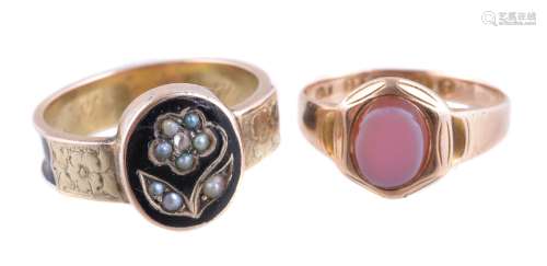 A Victorian 15 carat gold and sardonyx ring