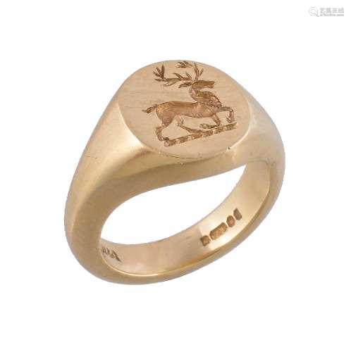 An 18 carat gold signet ring
