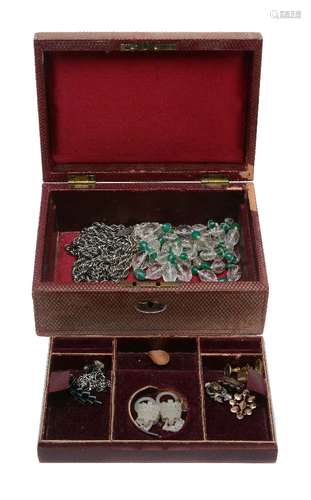 A small selection of antique jewellery