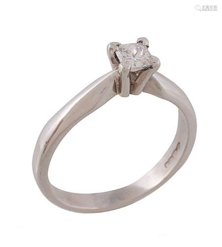 A single stone diamond ring