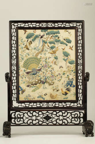 17-19TH CENTURY, A BIRD DESIGN EMBROIDERY PLAQUE , QING DYNASTY
