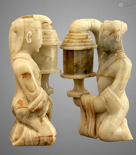 17-19TH CENTURY, A PAIR OF WHITE JADE LANTERNS, QING DYNASTY