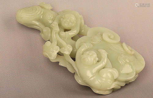 17-19TH CENTURY, A BOY PATTERN YELLOW JADE,QING DYNASTY