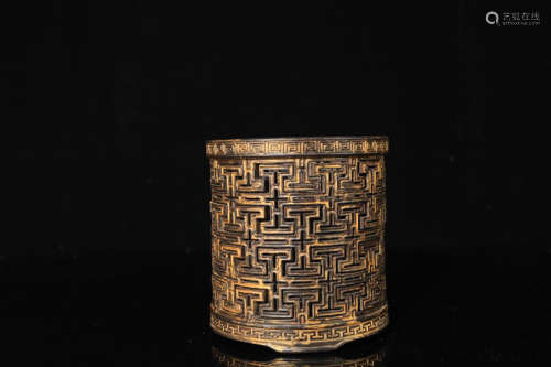 17-19TH CENTURY, A SANDALWOOD BRUSH CONTAINER, QING DYNASTY