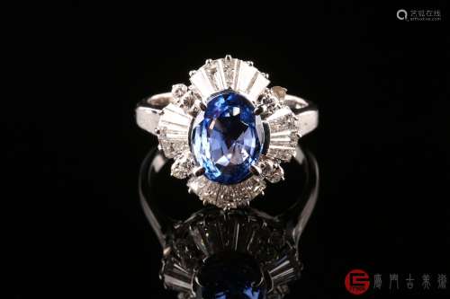 斯里兰卡天然无烧纯净皇家蓝2.69克拉蓝宝石镶铂金钻石戒指（铂金pt900,蓝宝石2.69克拉，钻石1.32克拉，附国际证书）