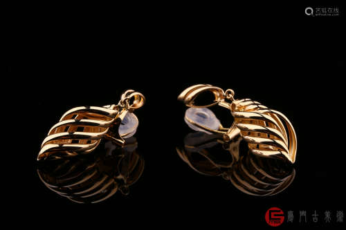 国际一流设计精美豪华18K黄金精心打造螺旋形耳坠一对（K18）
