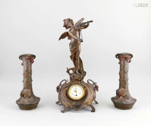 bronzierte Figuren Pendule im Jugendstil, dargestellt