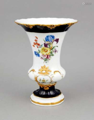 Pompous Vase, Meissen, mark after 1934, 1st quality,