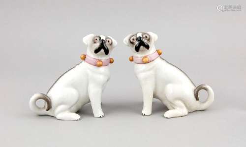 Two pugs, 20th c., ceramics, craquellé, h. 14.5 cm