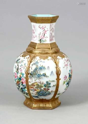 Große Vase, China, 20. Jh., hexagonaler Stand, der