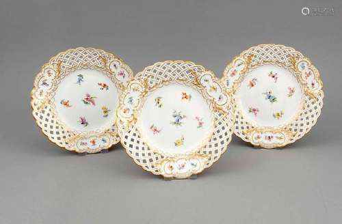 Drei Durchbruchteller, Meissen, Marke 1850-1924, 1. W.,