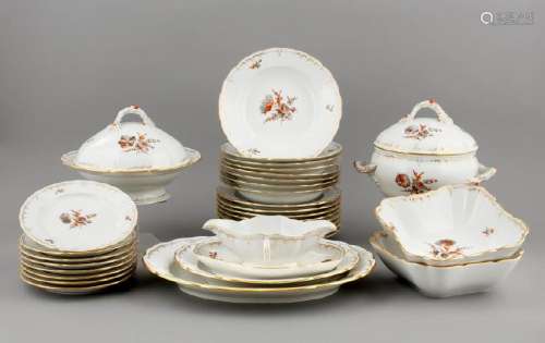 A 31-piece dinner service for 8 persons, KPM Berlin,