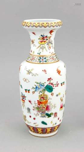 Famille-Rose Vase, China, wohl Mitte 19. Jh.,