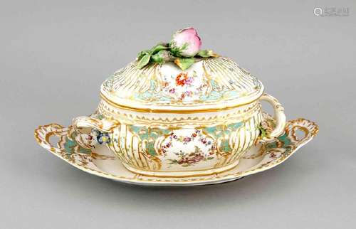 Oval lidded terrine on Presentoir, KPM Berlin, 1767,