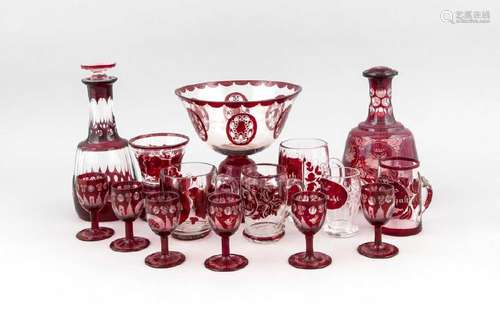 An assembled lot of 15 pieces, 19th/20th century, 2