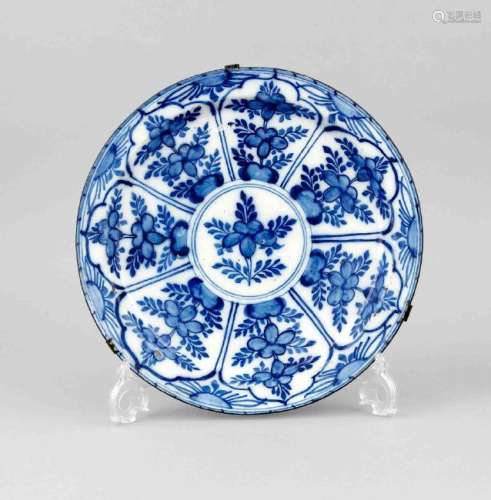 A fayence plate, 18th century, probably Holland, blue
