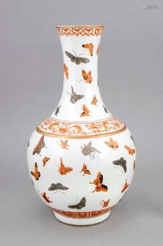 A Chinese 100-Butterfly vase around 1900, on a slightly