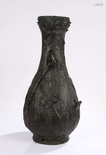 Fine Japanese Edo period bronze vase, the body in the form of tied wheat and robins, signed two