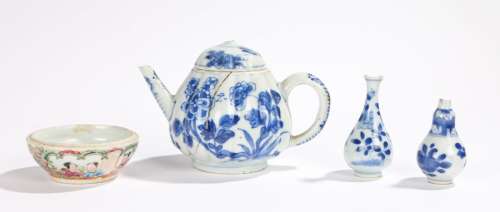 Chinese miniature porcelain bottle, possibly Kangxi, together with another vase, a tea pot and