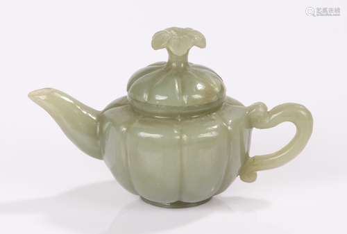 Japanese Meiji period jade teapot with the lid carved as a flower, of small proportions, overall