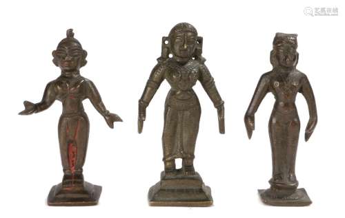 Three bronze Hindu figures, two female and one male, tallest 8.5cm (3)