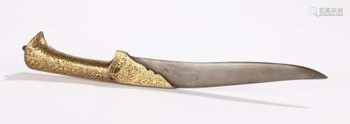 Indo-Persian Pesh-Kabz knife, decorated with gilt flower and leaf decoration to the handle and steel