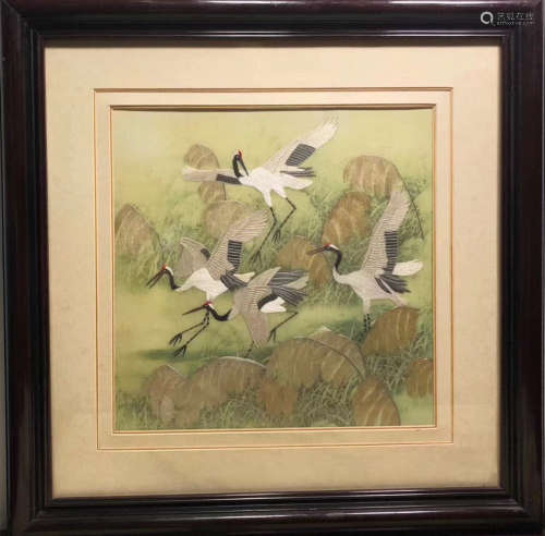 A CRANE PATTERN EMBROIDERY FRAME