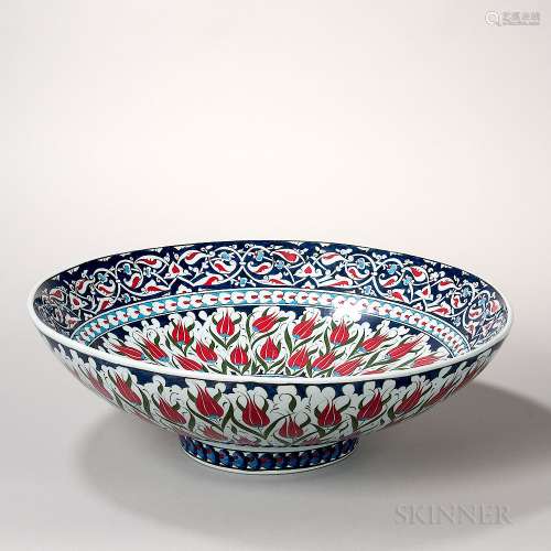 Isnik-style Earthenware Bowl