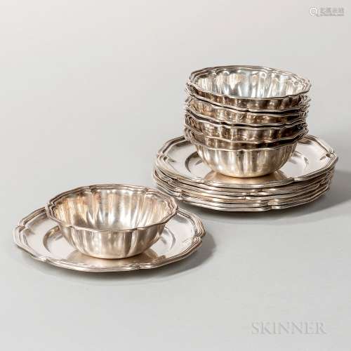 Sixteen Pieces of Italian .800 Silver Tableware