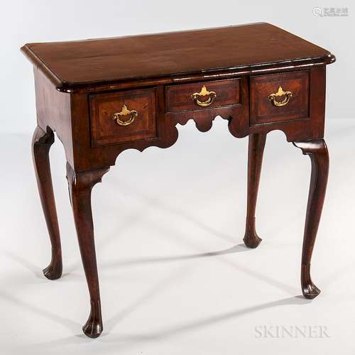 Georgian Mahogany-veneered Dressing Table