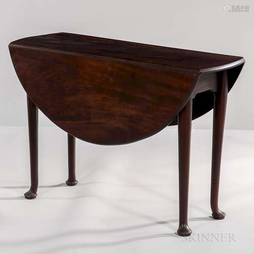 George II Mahogany Swing-leg Dining Table