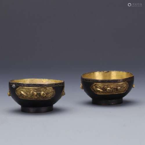 A pair partial gilt bronze bowls
