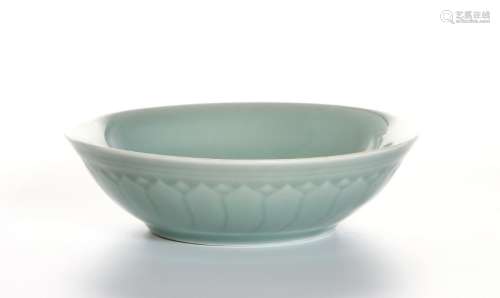 Chinese Celadon Glazed Lobed Bowl.