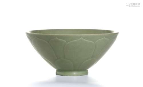 Chinese Carved 'Yaozhou' Celadon 'Lotus' Bowl