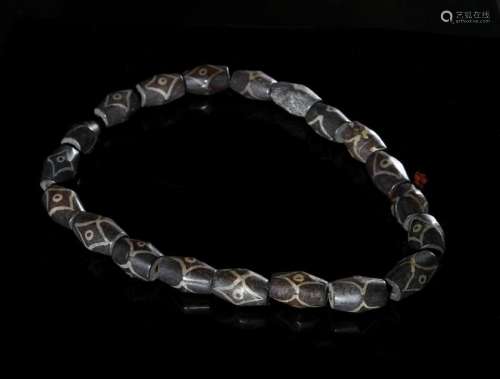 Chinese Dzi Beads Necklace