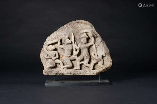 15-16世紀  石雕人物像