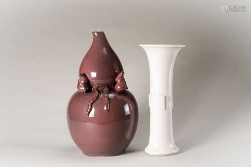 白瓷花觚 紅釉葫蘆瓶 二件