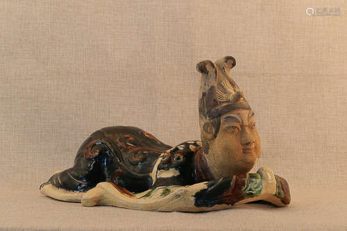 7-9TH CENTURY, A FIGURE DESIGN POTTERY PILLOW, TANG DYNASTY