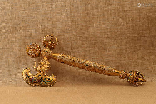 17-19TH CENTURY, A GILT BRONZE INLAID JEWERY AXE, QING DYNASTY