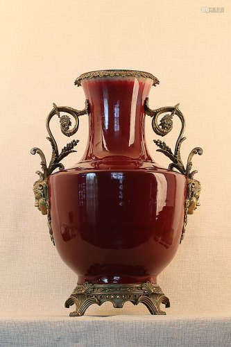 17-19TH CENTURY, A BRONZE RED GLAZED DOUBLE-EAR VASE, QING DYNASTY