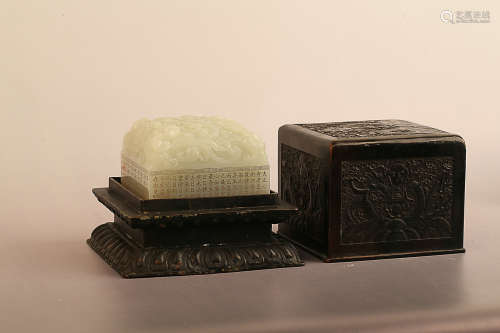 17-19TH CENTURY, A WHITE HETIAN JADE SEAL, QING DYNASTY