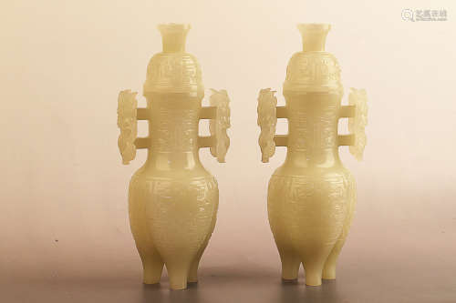 17-19TH CENTURY, A PAIR OF DOUBLE EAR & BEAST PATTERN VASES, QING DYNASTY