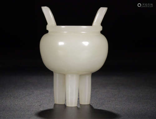 A HETIAN ZILIAO CARVED TRIPOD CENSER