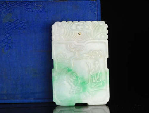A JADEITE CARVED CHARACTER STORY PATTERN PENDANT