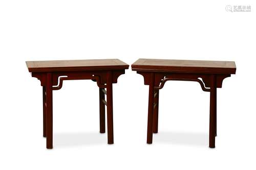 A PAIR OF CHINESE RED LACQUERED ALTAR TABLES.