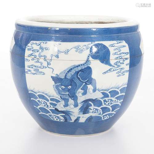 Chinese Porcelain Blue and White Jardiniere