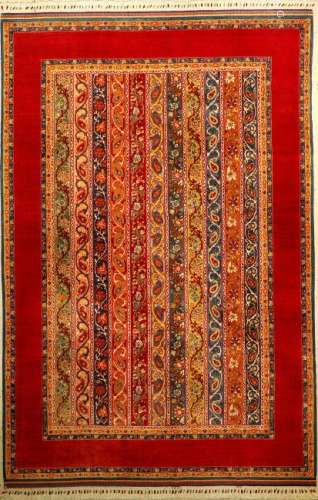 Fine Sivas Rug (Shawl Pattern),